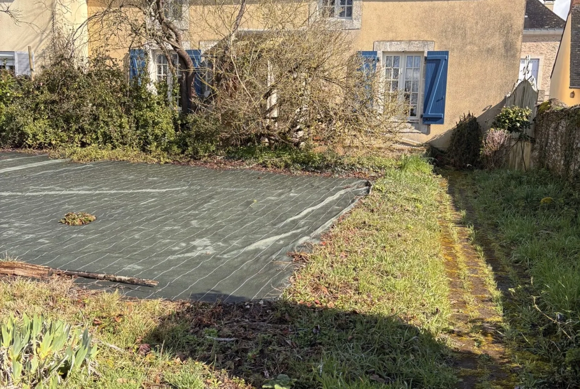 Charmante maison familiale à Conlie avec terrain et terrasse 