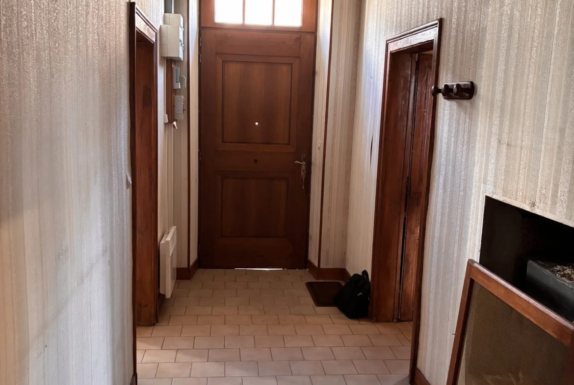 Charmante maison familiale à Conlie avec terrain et terrasse 