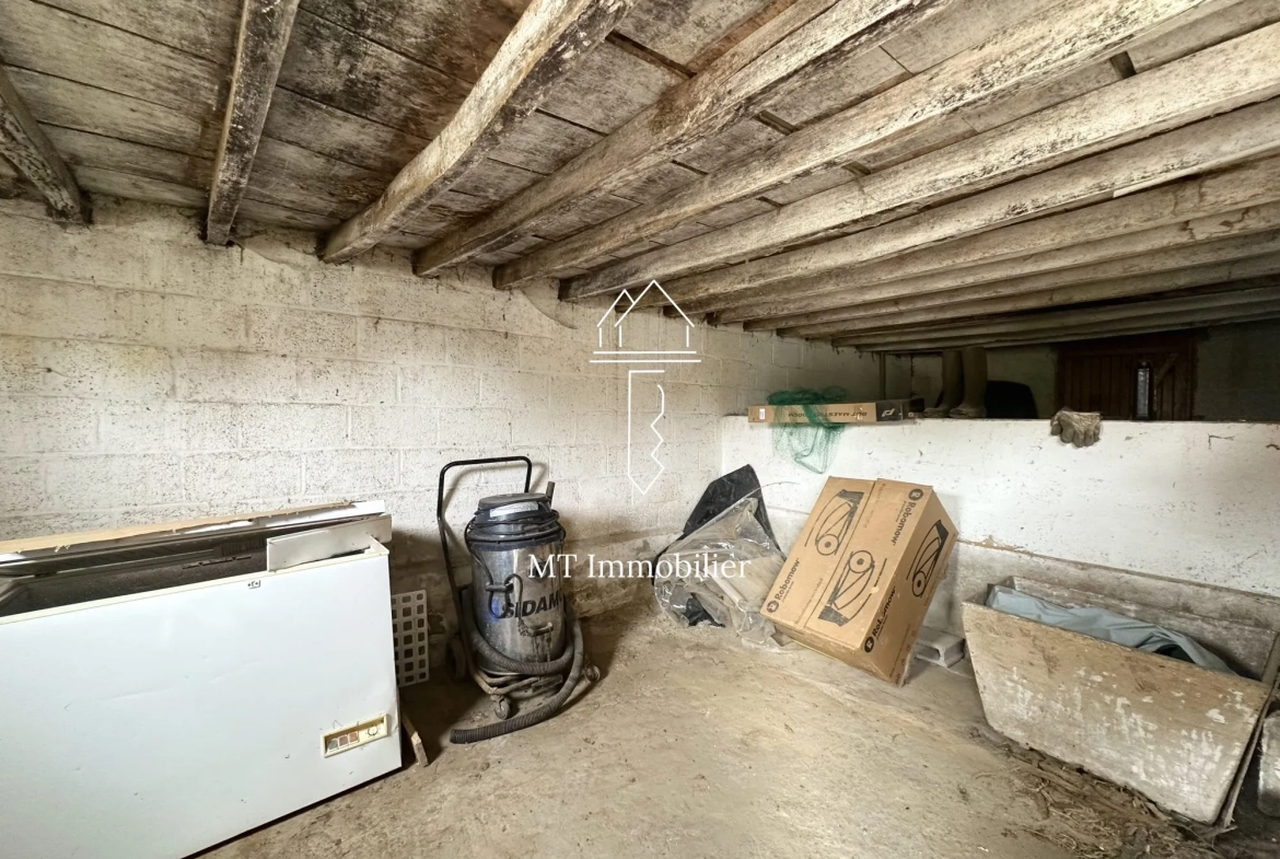 Maison à rénover de 110 m² avec grand terrain à Radinghem, secteur calme 