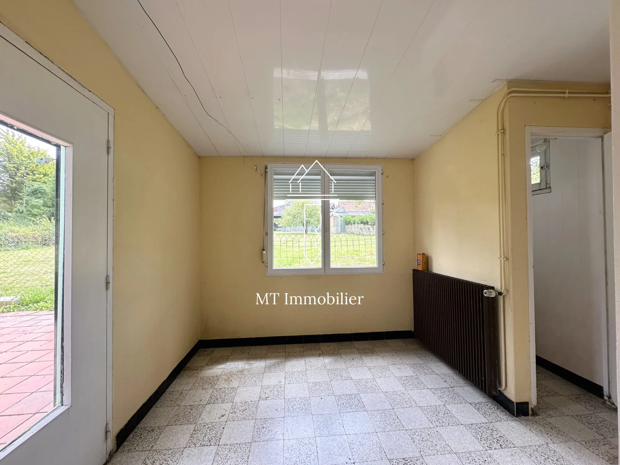 Maison à rénover de 110 m² avec grand terrain à Radinghem, secteur calme 