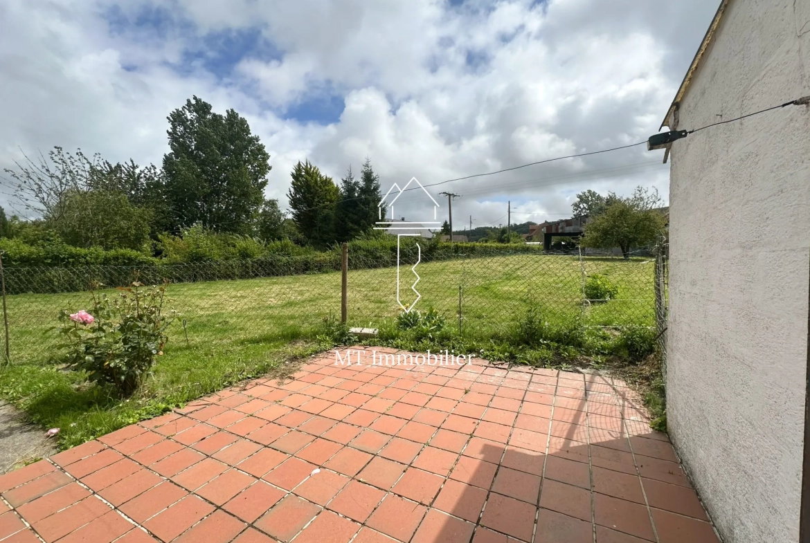 Maison à rénover de 110 m² avec grand terrain à Radinghem, secteur calme 