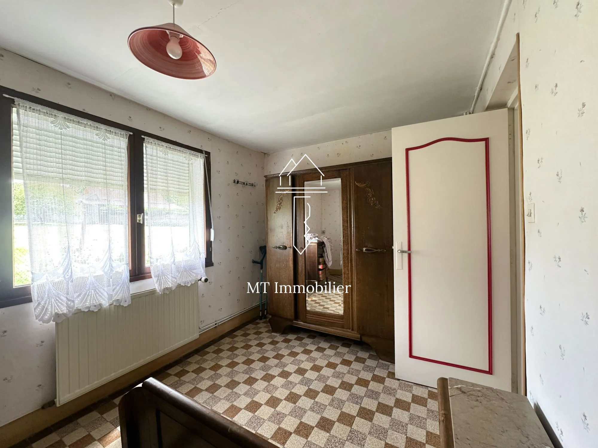 Maison à rénover de 110 m² avec grand terrain à Radinghem, secteur calme 