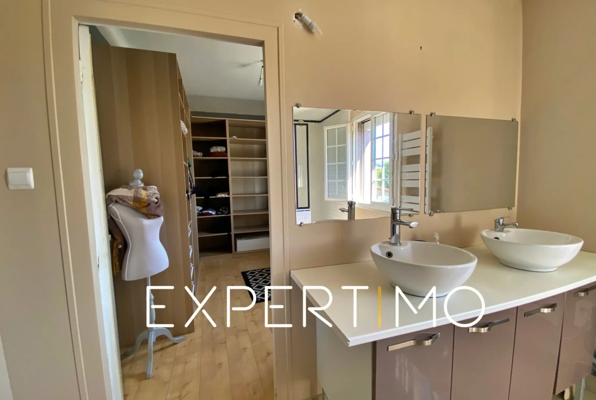 Maison de 118 m² avec 3 chambres et terrasse à Clermont-Ferrand 