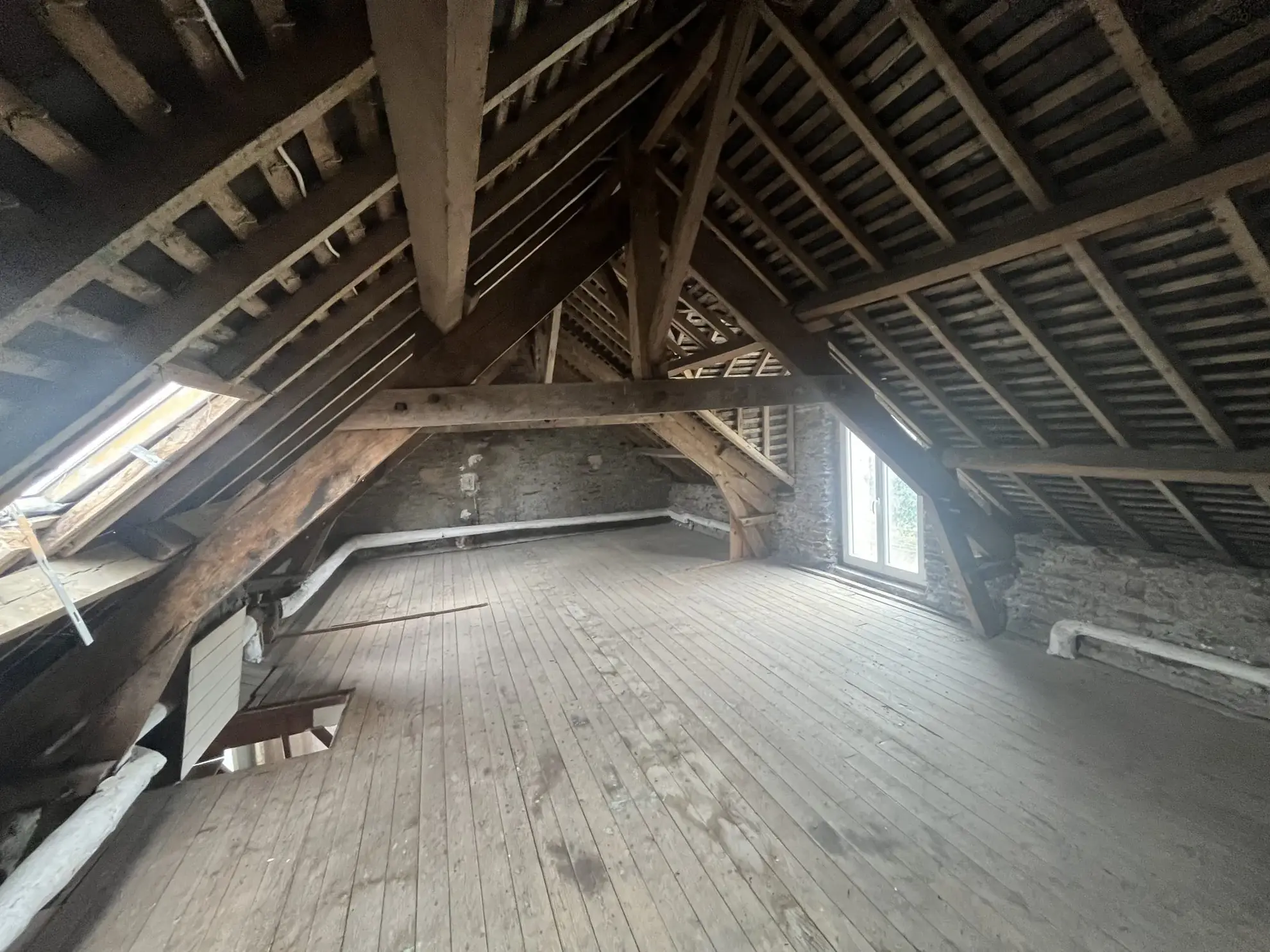 Charmante maison de campagne à Neant-sur-Yvel avec jardin de 1619 m² 