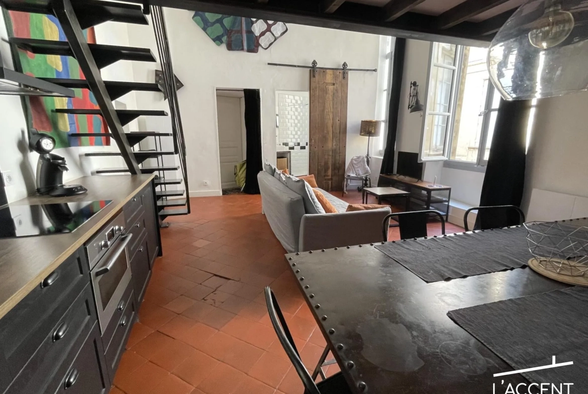Appartement de 50 m² avec emplacement privilégié à Nîmes, proche des Arènes 