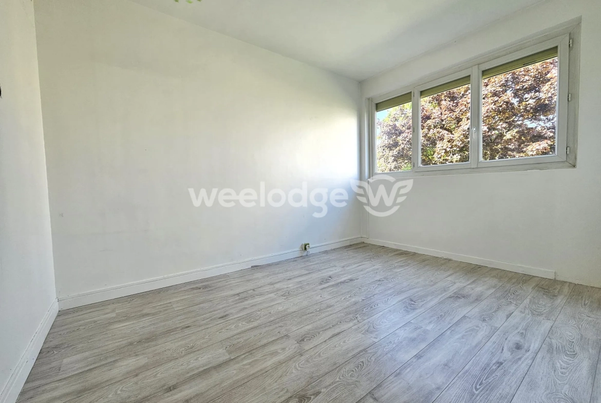 Appartement 4 pièces à vendre à Conflans-Sainte-Honorine, 69 m² avec cave et parking 