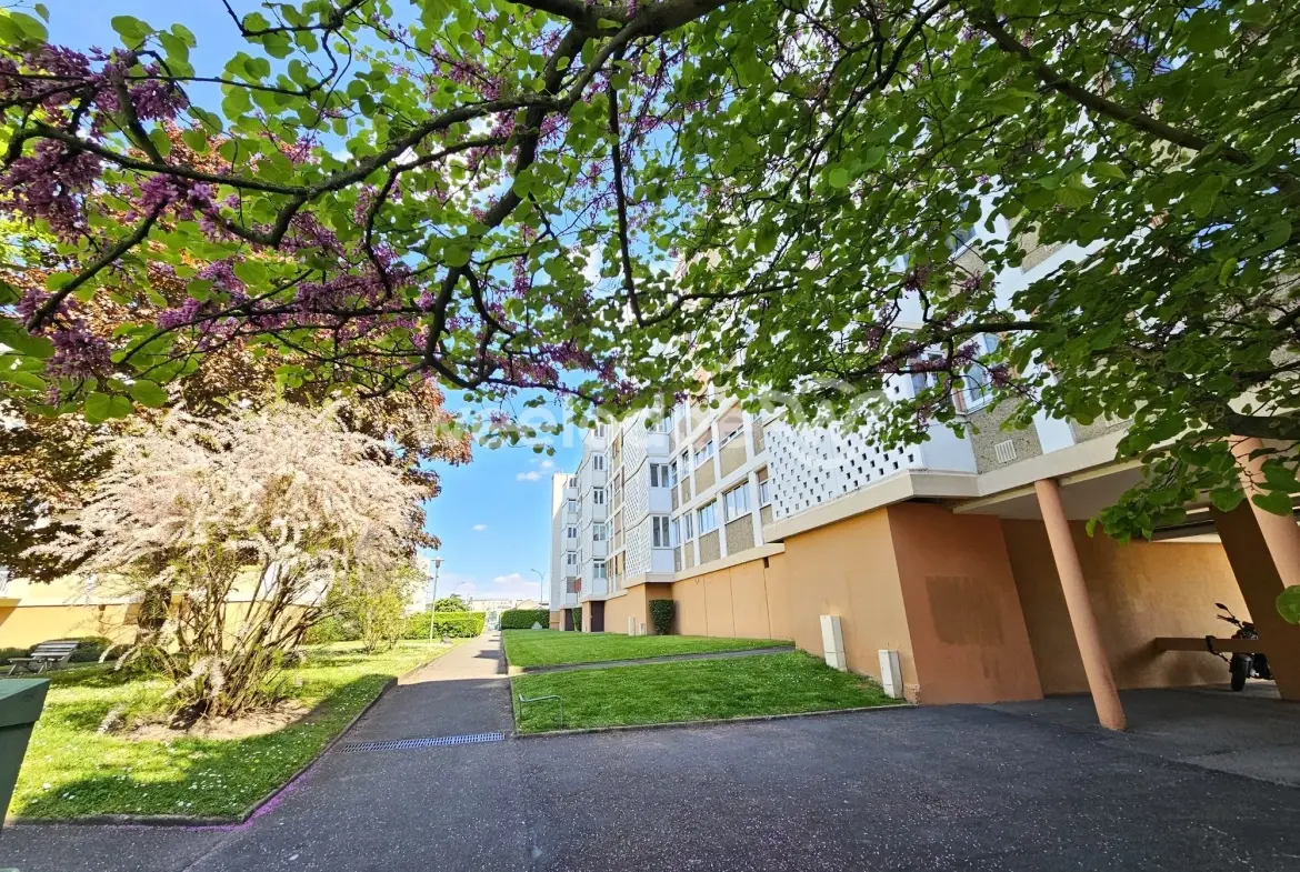Appartement 4 pièces à vendre à Conflans-Sainte-Honorine, 69 m² avec cave et parking 