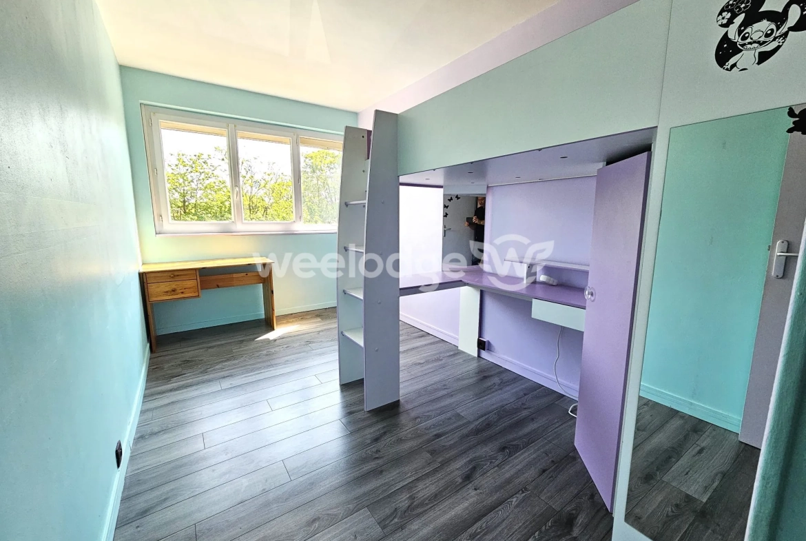 Appartement 4 pièces à vendre à Conflans-Sainte-Honorine, 69 m² avec cave et parking 