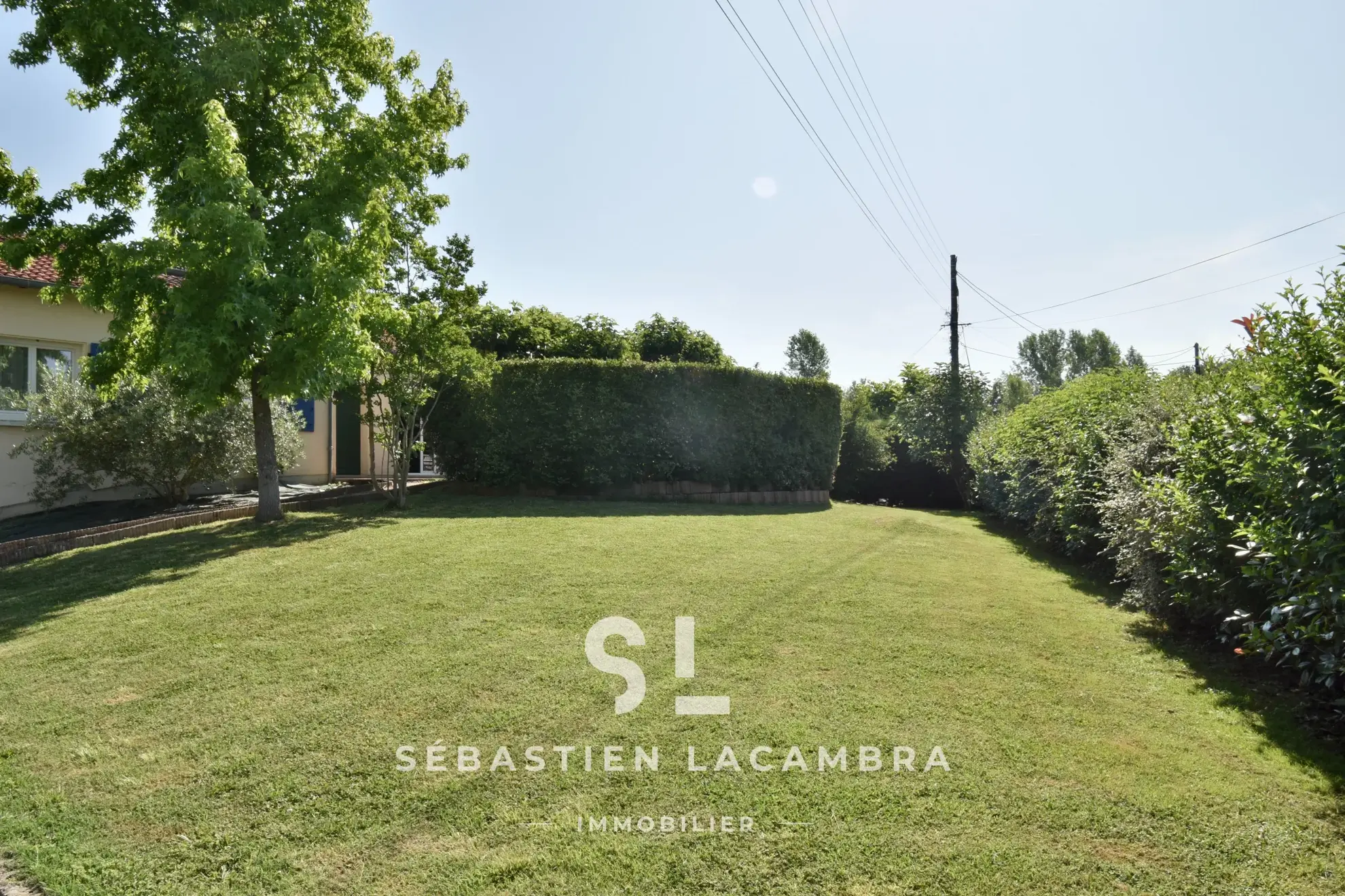 Maison familiale avec piscine et grand jardin à Lescure-d’Albigeois 