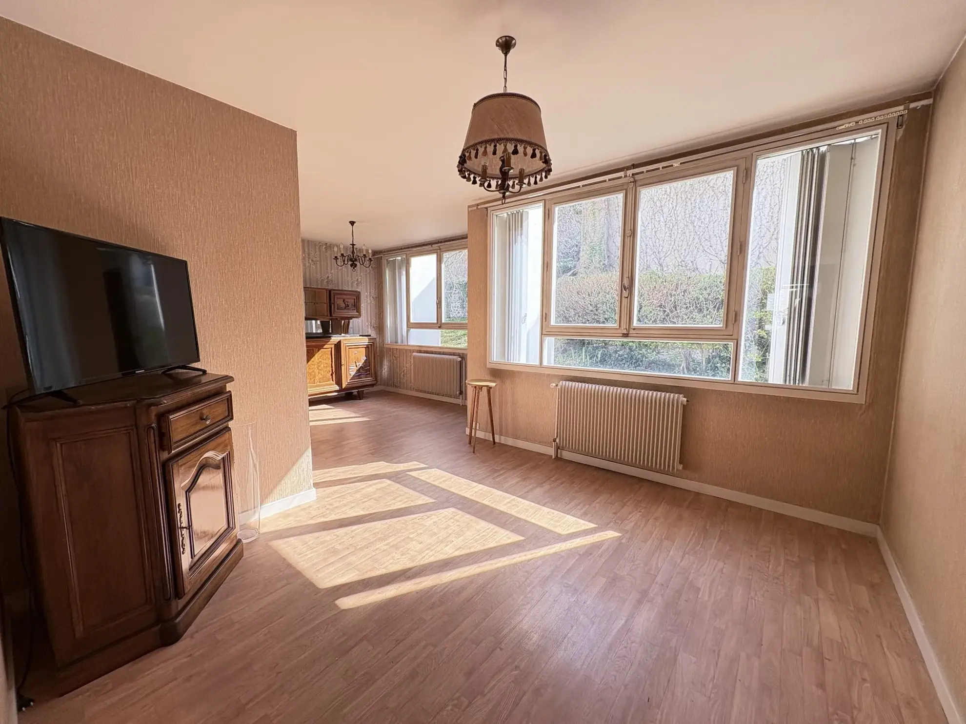 Appartement 3 pièces à rénover à Durtol proche commodités 