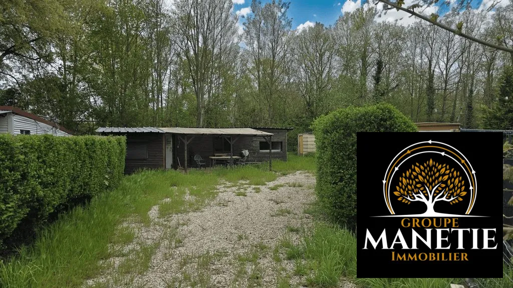 Chalet de loisir à vendre à Oisy-le-Verger avec terrasse et jardin clôturé 
