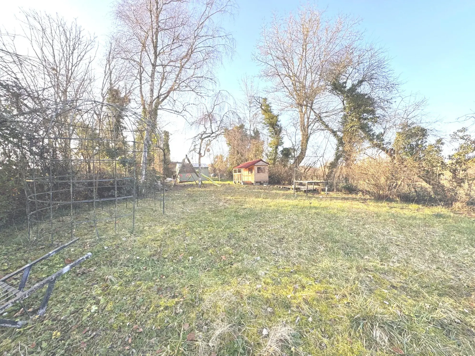 Belle maison de campagne à Thury avec jardin et potentiel de rénovations 