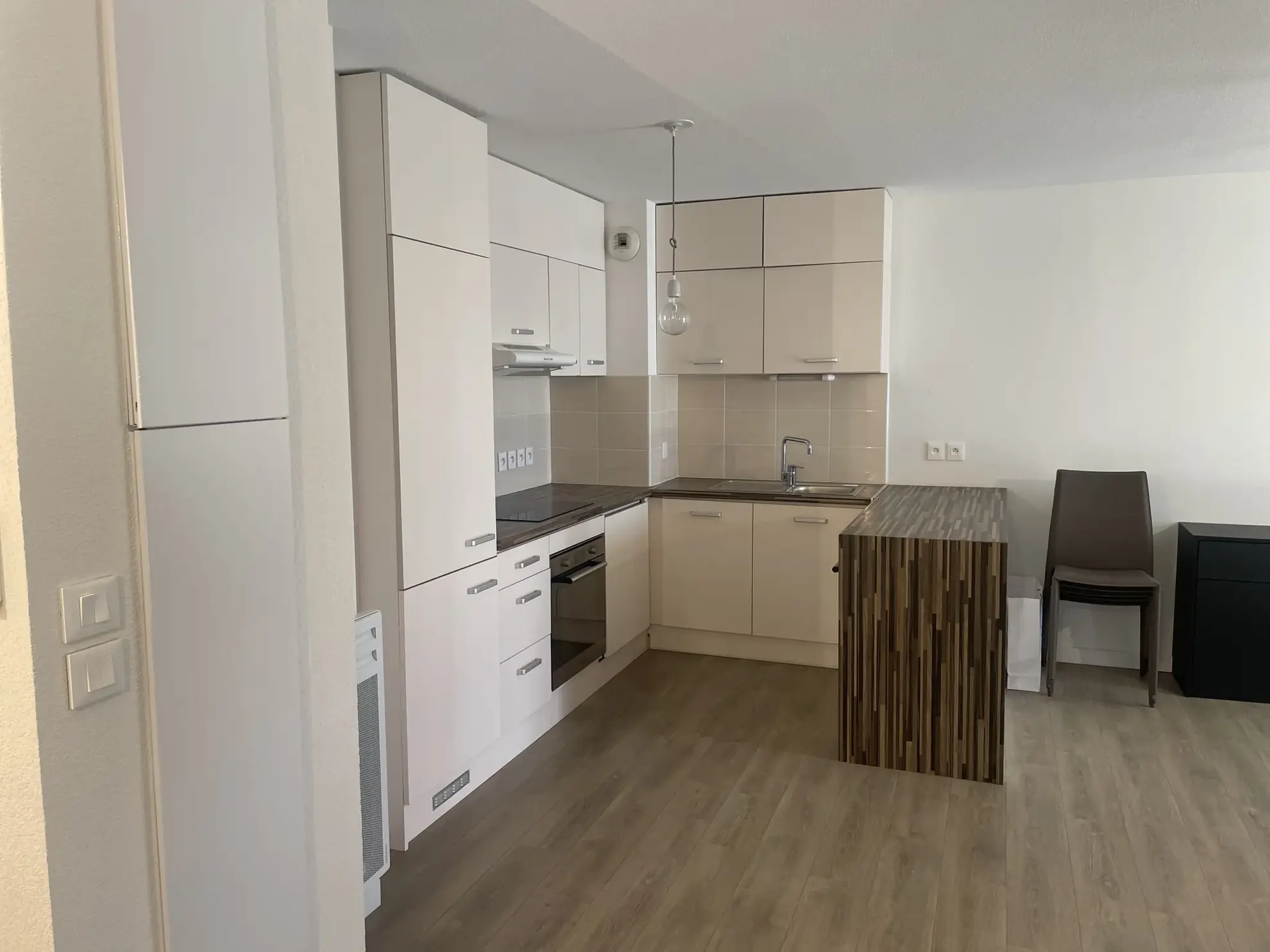 Appartement T2 de 60 m2 avec terrasse à Sete, proche hyper-centre, accessible PMR 