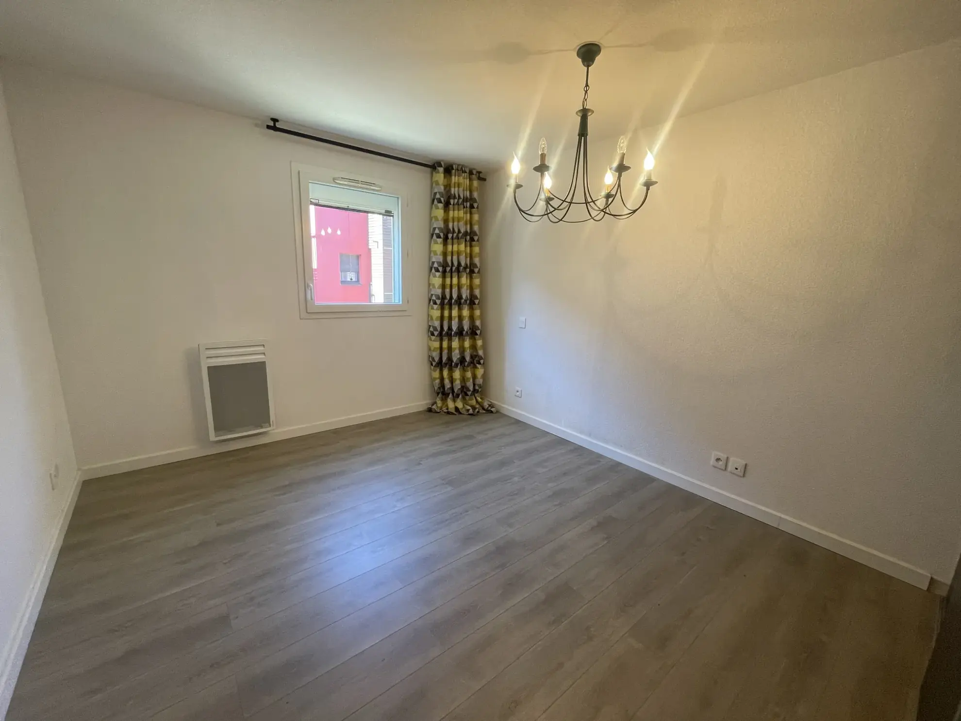 Appartement T2 de 60 m2 avec terrasse à Sete, proche hyper-centre, accessible PMR 
