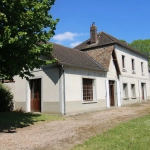 Ancien corps de ferme à vendre proche Pacy-sur-Eure avec terrain de 1664 m²