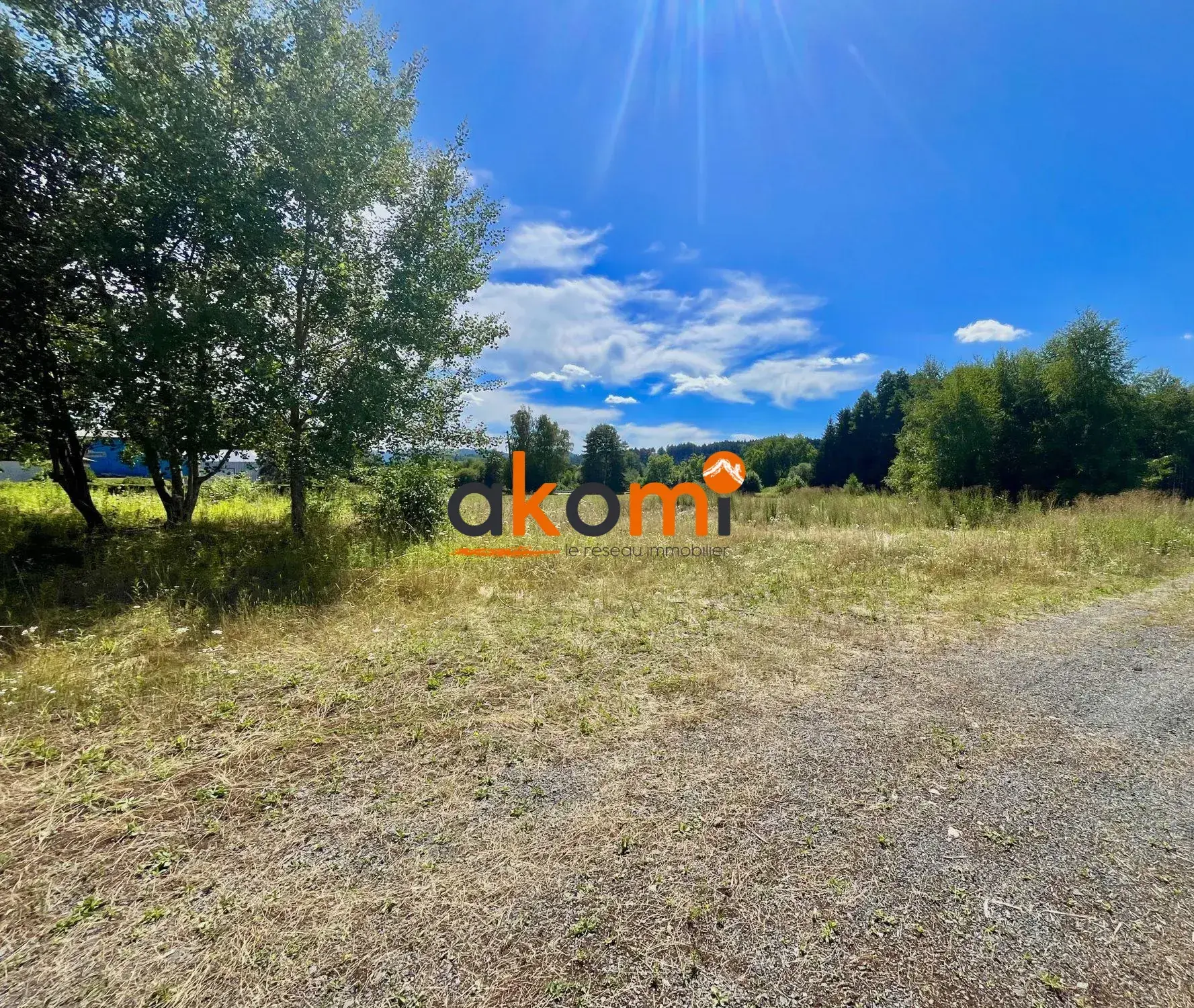 Terrain constructible de 4800 m² à La Voivre près de Saint-Dié 