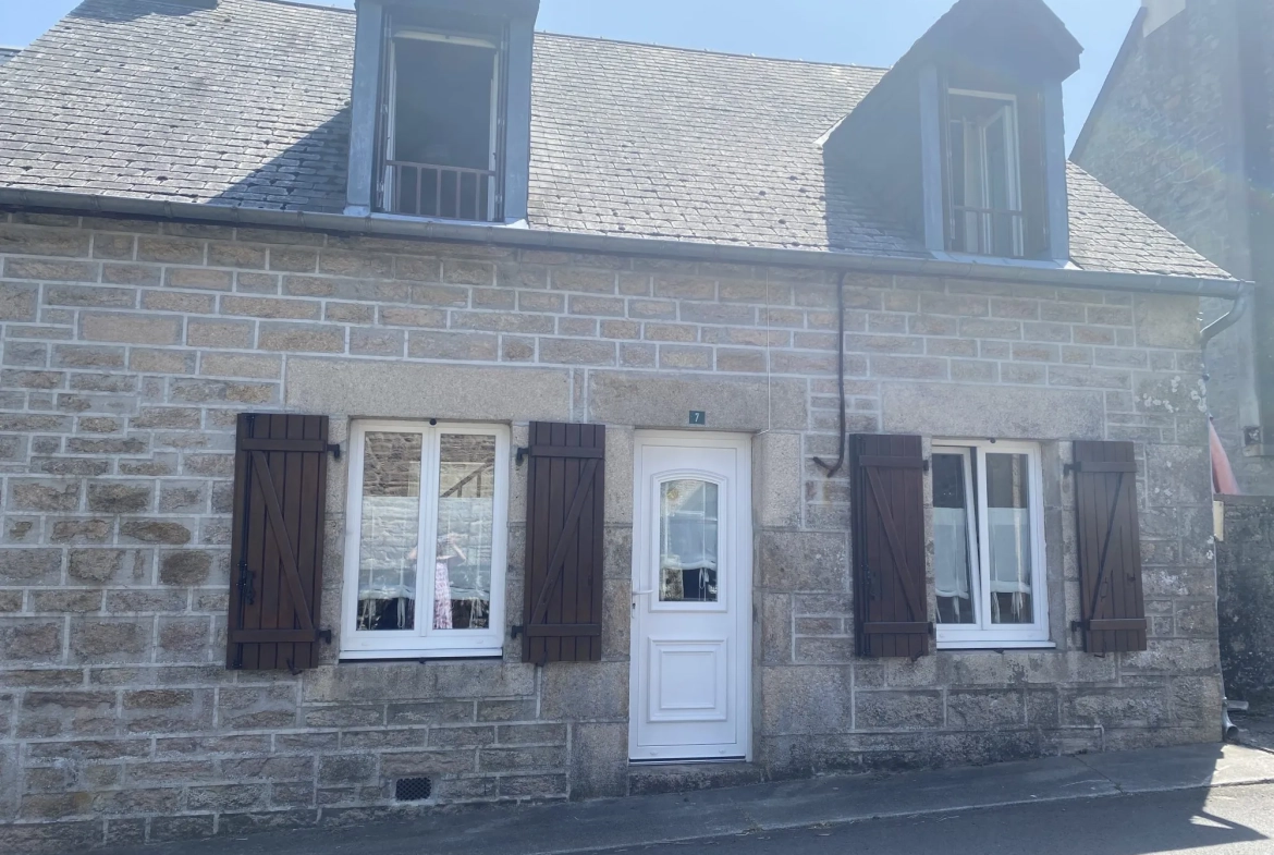 Maison ancienne rénovée de 60 m² à Tarnac avec terrasse et jardin 