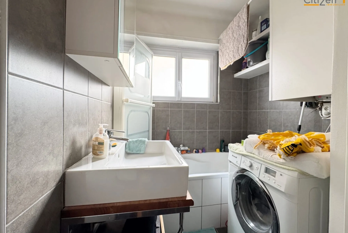 Appartement 3 pièces de 66 m2 avec garage à la Robertsau Strasbourg 