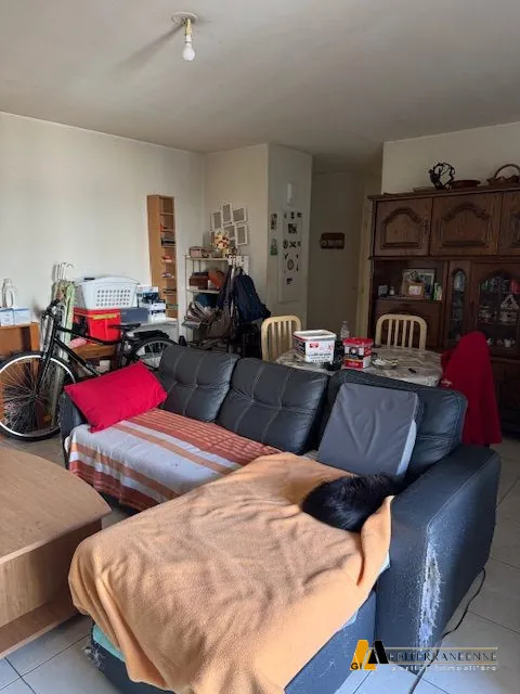 MGI Séjour Appartement T3 à vendre à Béziers avec balcon et parking en résidence calme 