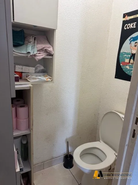 MGI WC Appartement T3 à vendre à Béziers avec balcon et parking en résidence calme 