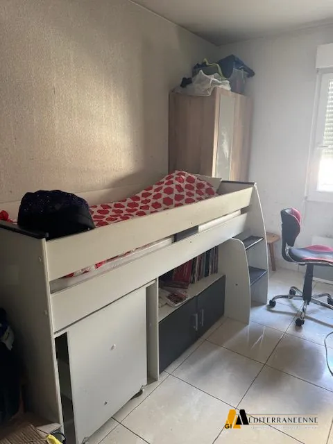 MGI Chambre ado Appartement T3 à vendre à Béziers avec balcon et parking en résidence calme 