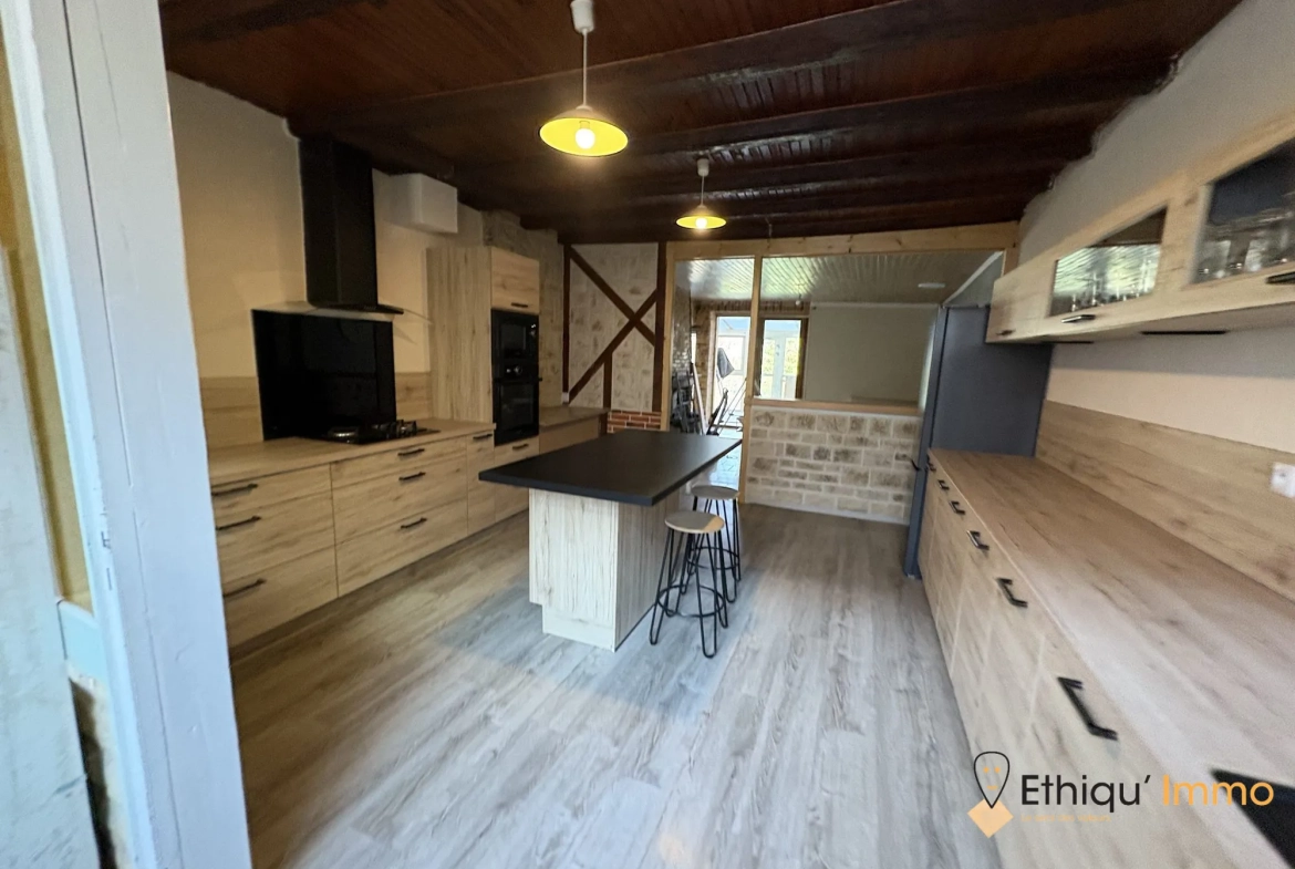 Maison rénovée avec véranda et 4 chambres à Bayel - Prix réduit 