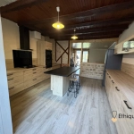 Maison rénovée avec véranda et 4 chambres à Bayel - Prix réduit