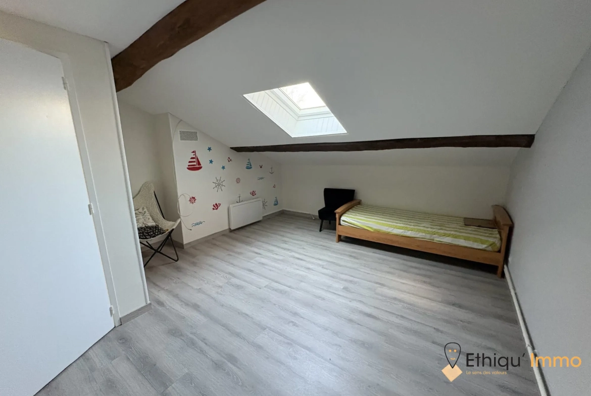 Maison rénovée avec véranda et 4 chambres à Bayel - Prix réduit 