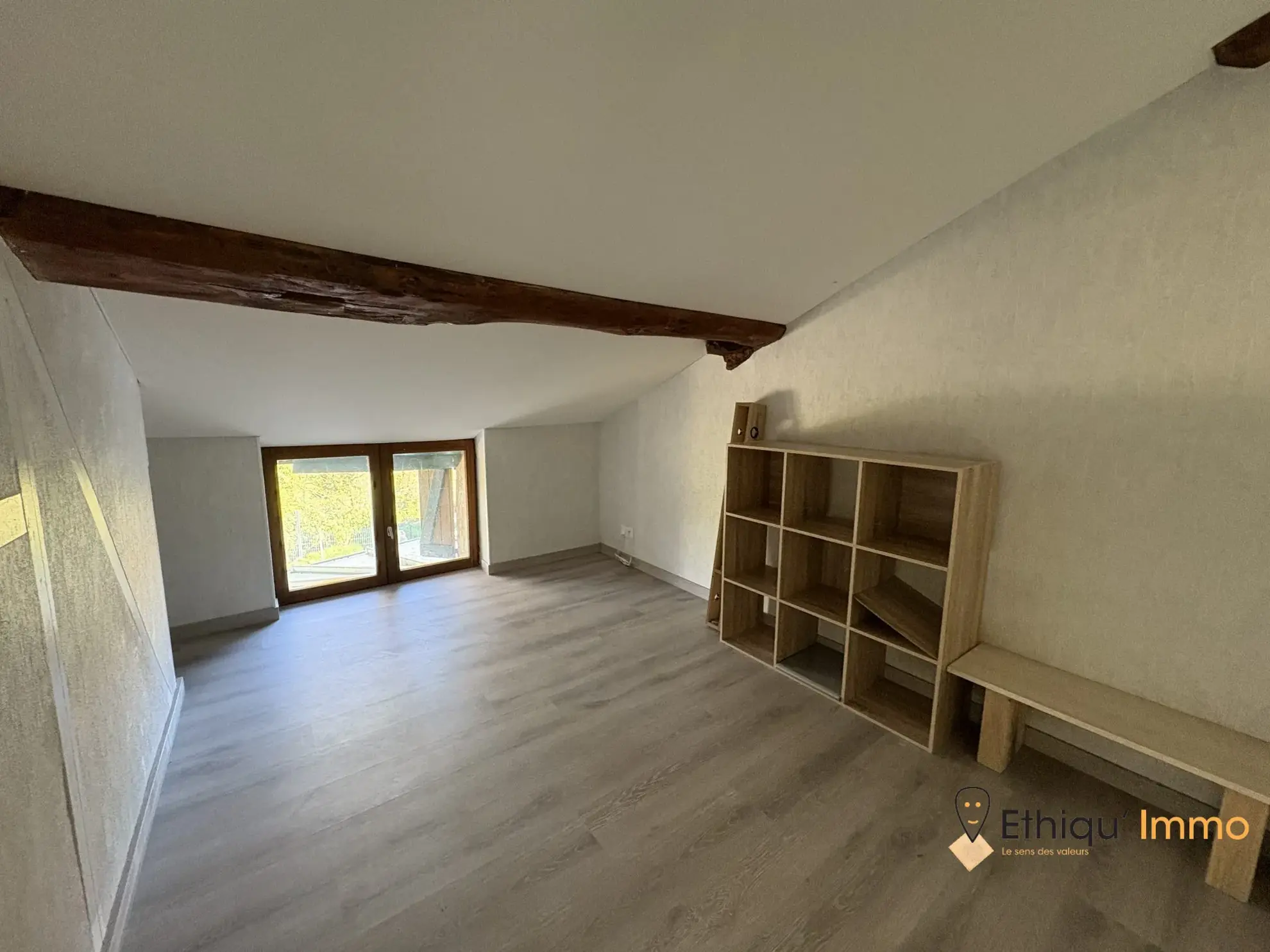 Maison rénovée avec véranda et 4 chambres à Bayel - Prix réduit 