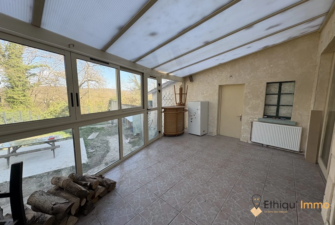 Maison rénovée avec véranda et 4 chambres à Bayel - Prix réduit 