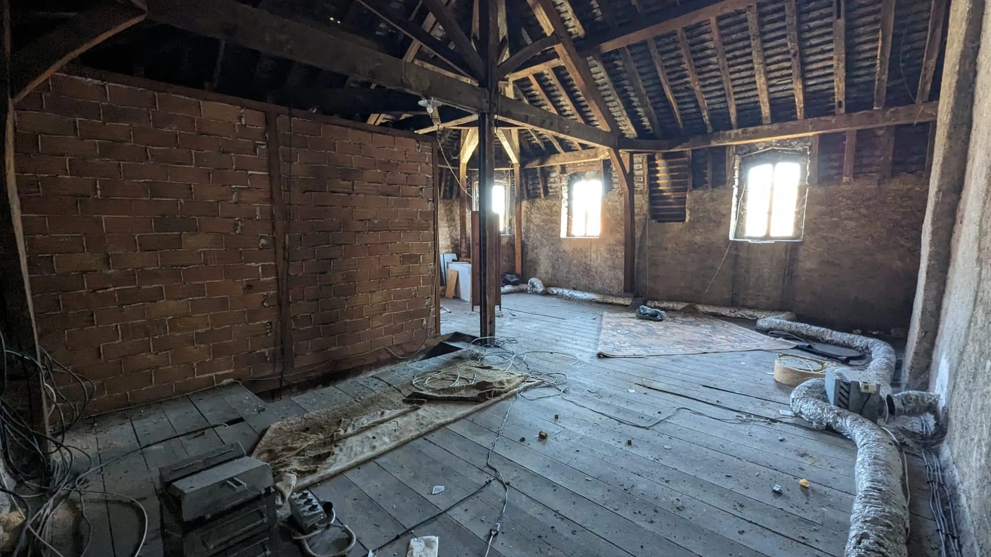 Immeuble de rapport à La Guerche-sur-l'Aubois avec gros potentiel de rentabilité 