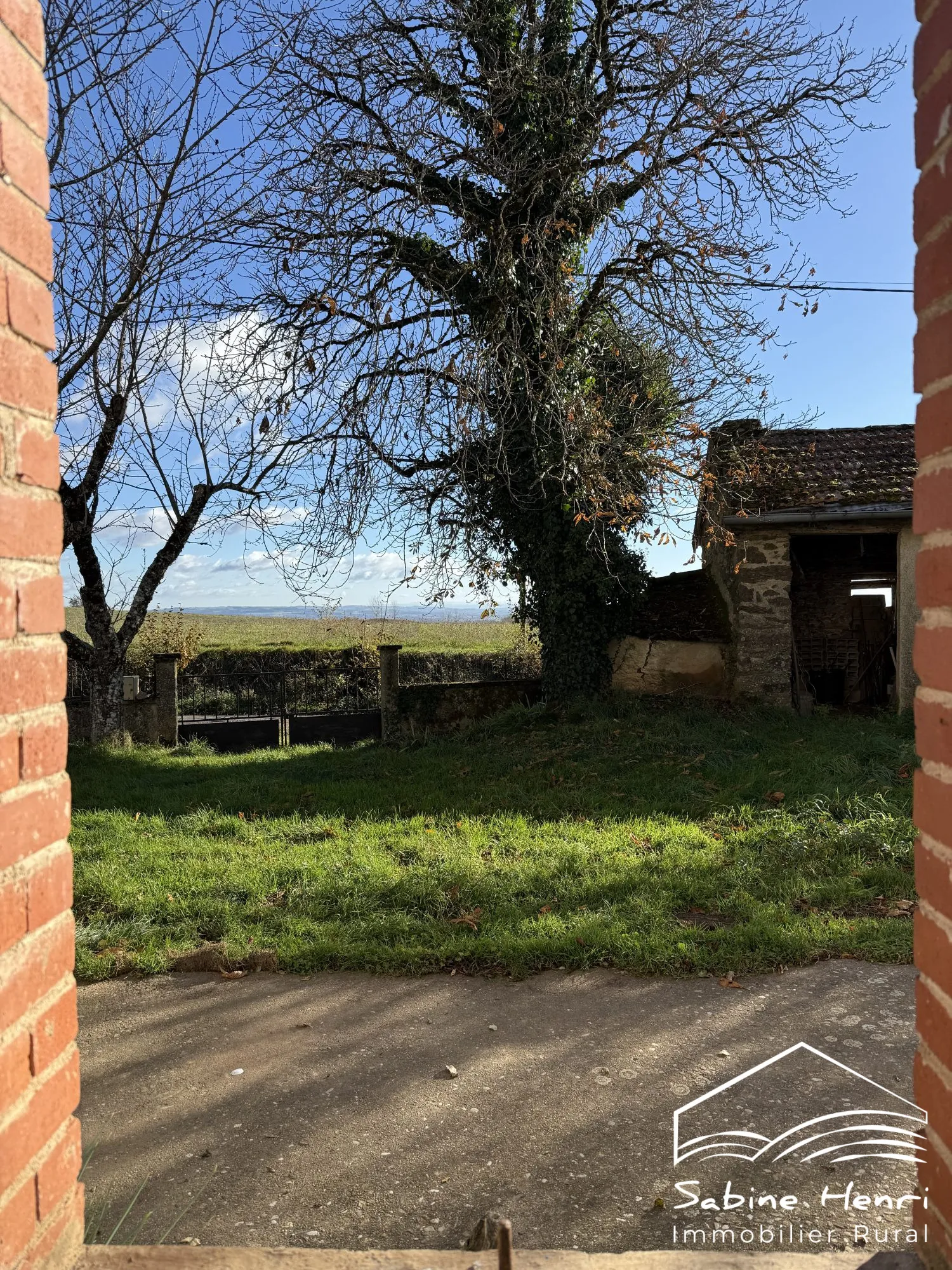 Ferme à rénover sur plus de 2 ha à Mirandol-Jouqueviel 