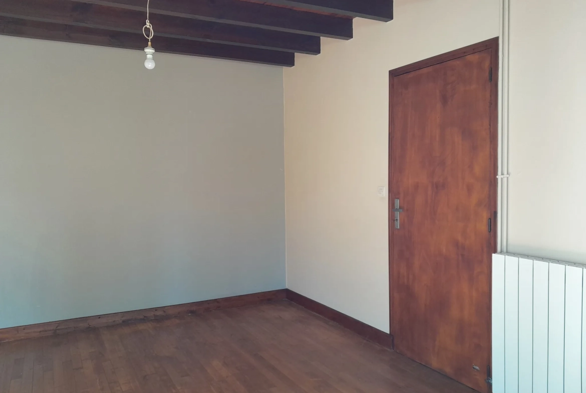 Maison de campagne de plain-pied avec garage et grand jardin à Lauzerte 