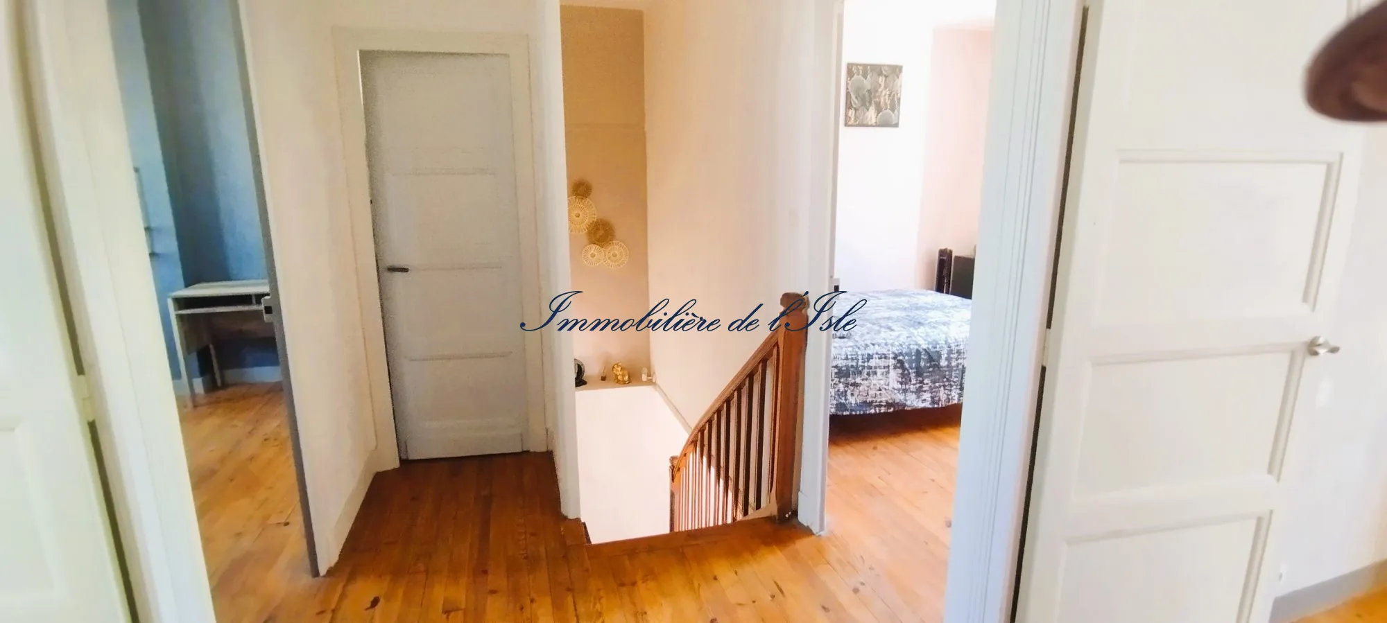 A vendre maison de ville rénovée avec jardin à Périgueux Quartier Saint-Georges 