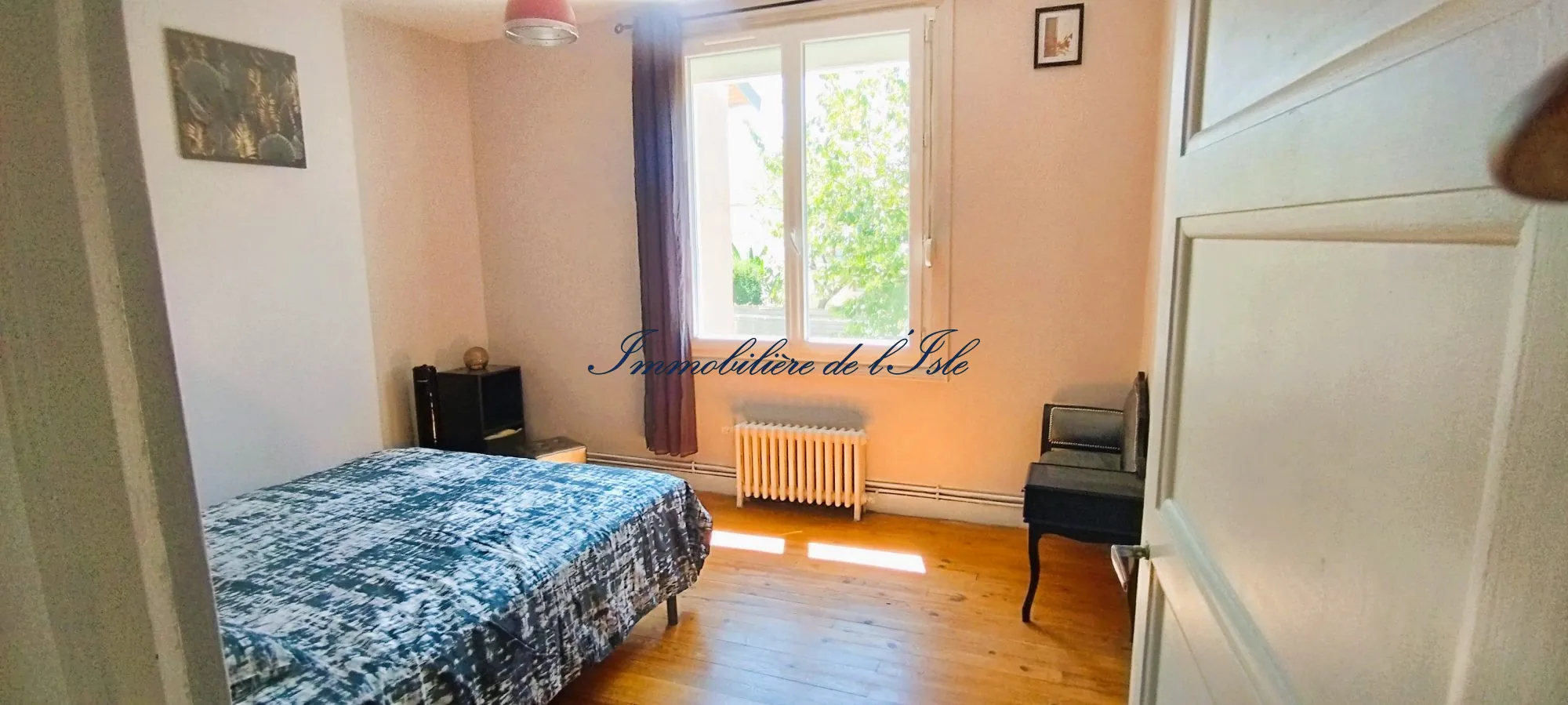 A vendre maison de ville rénovée avec jardin à Périgueux Quartier Saint-Georges 