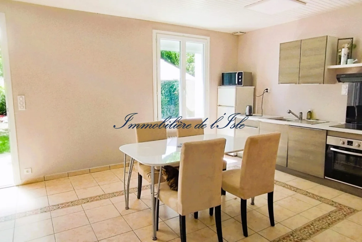 A vendre maison de ville rénovée avec jardin à Périgueux Quartier Saint-Georges 