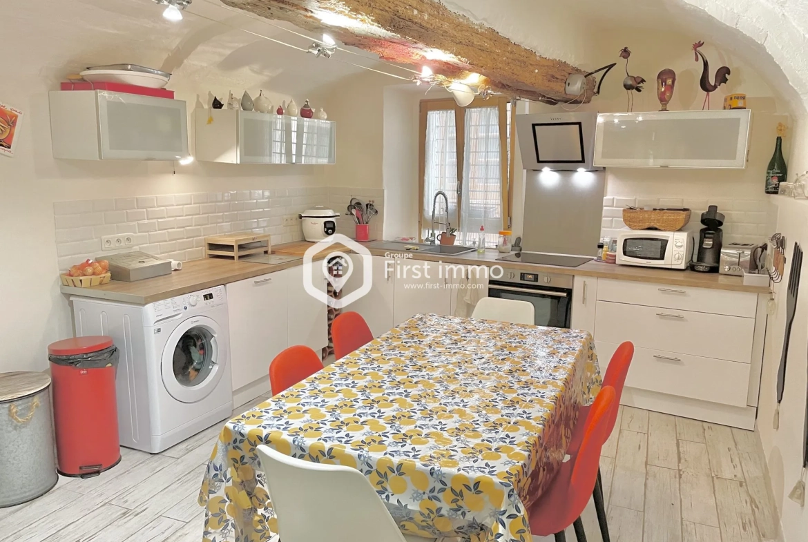 Maison de village à vendre à Saint-Féliu-d'Amont – Rénovée et spacieuse 