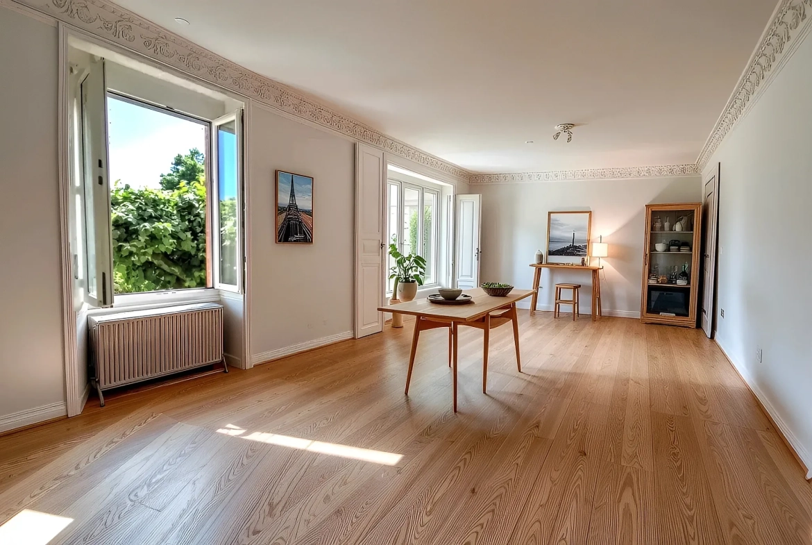 Maison familiale spacieuse à Panazol avec terrasse et garage 