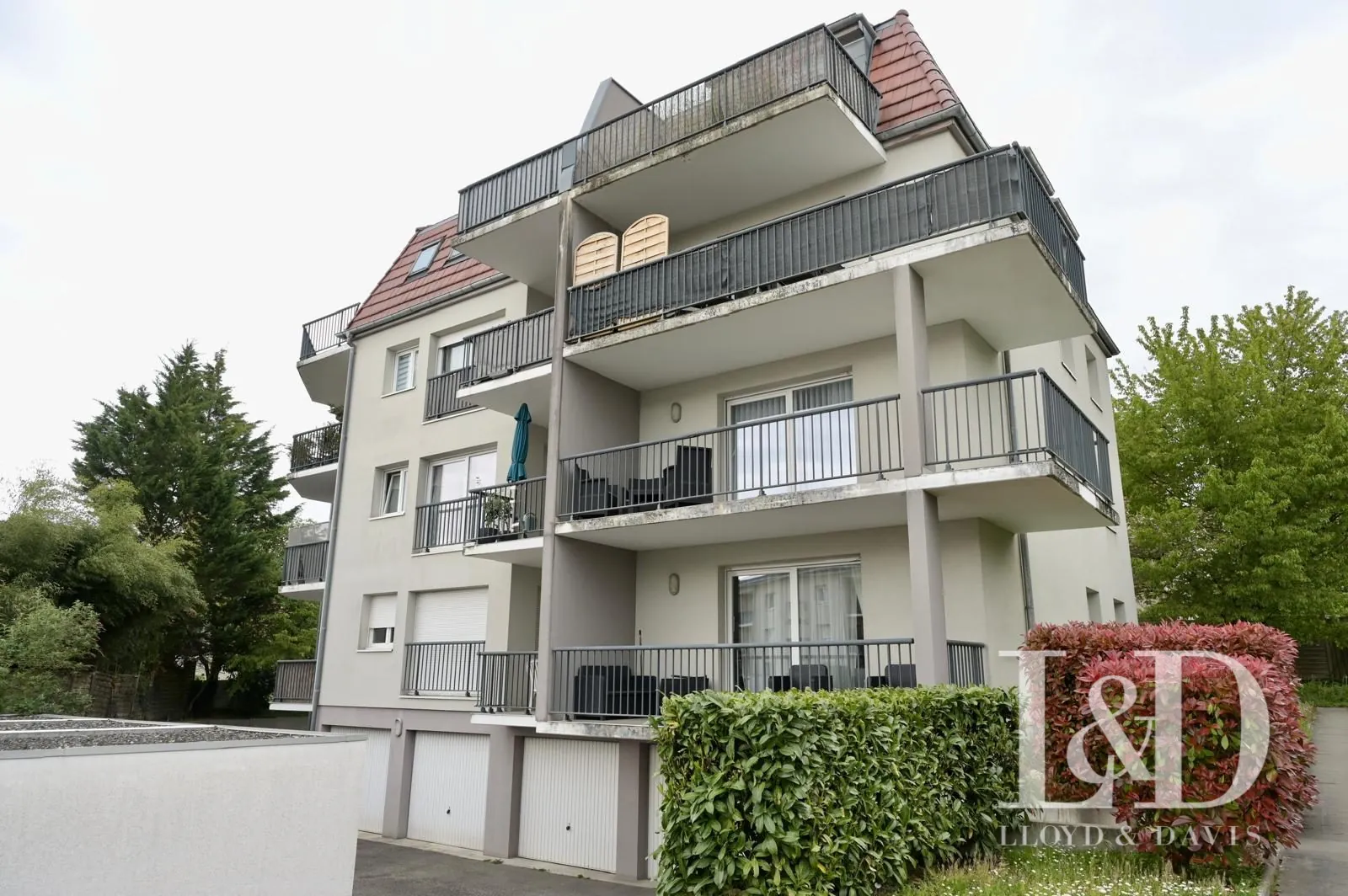 résidence extérieur Appartement T3 à vendre avec terrasse et vue sur les Vosges à Mulhouse 