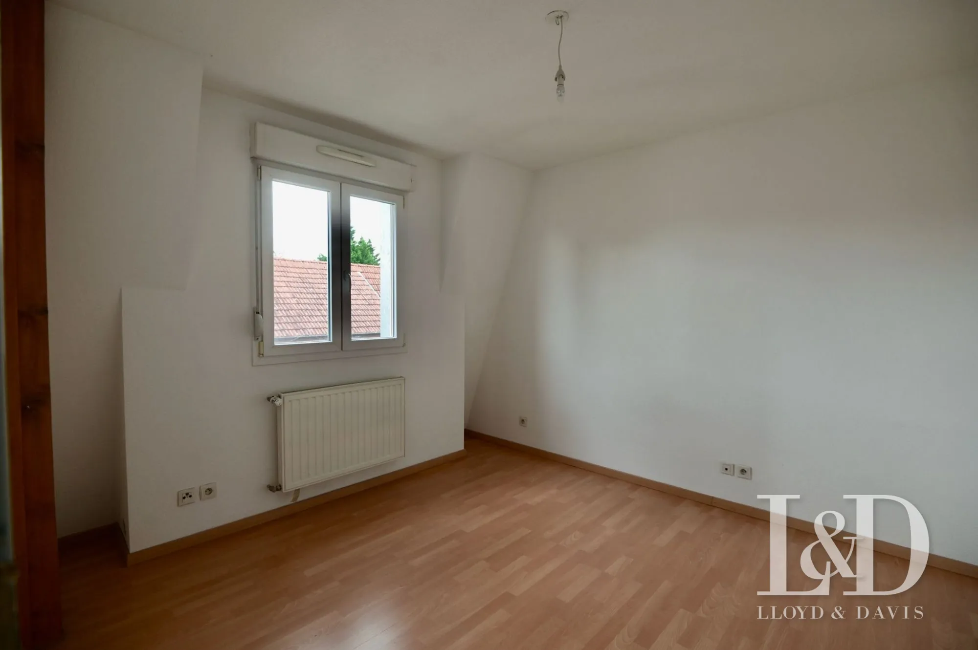 une chambre Appartement T3 à vendre avec terrasse et vue sur les Vosges à Mulhouse 