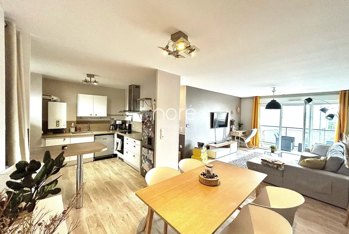Appartement T3 lumineux de 71 m² avec balcon à Colombelles, proximité commodités 