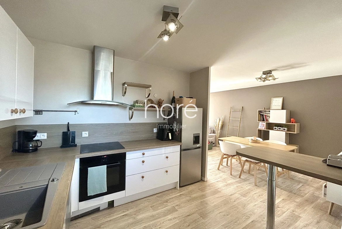 Appartement T3 lumineux de 71 m² avec balcon à Colombelles, proximité commodités 