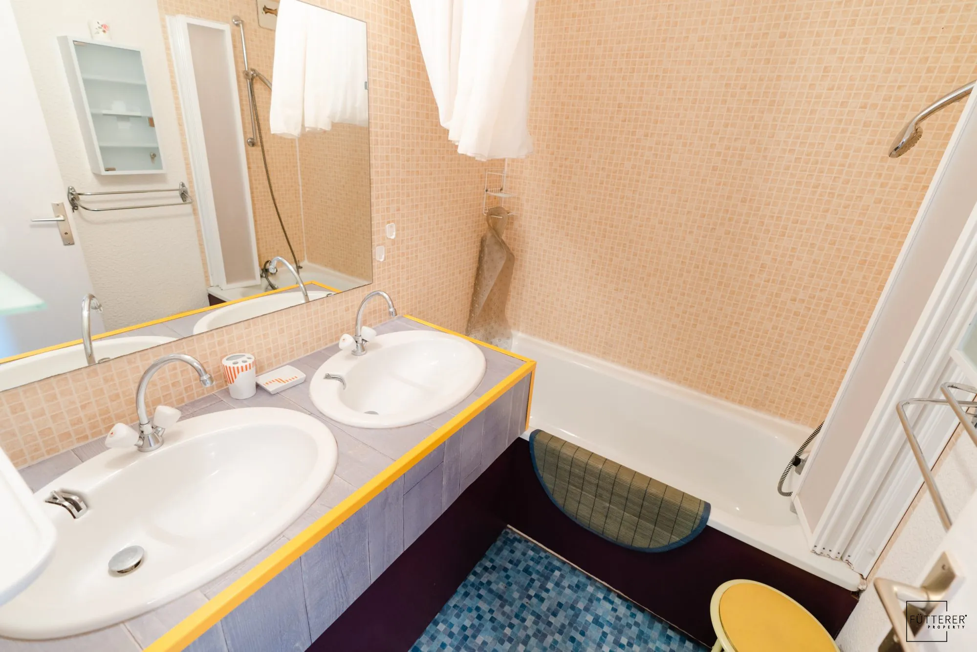 Appartement 2 pièces à vendre à Gruissan Rive Droite avec terrasse et parking privé 