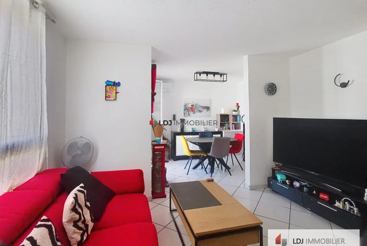 Appartement T3/4 à vendre à Perpignan avec terrasse et proximité commodités 