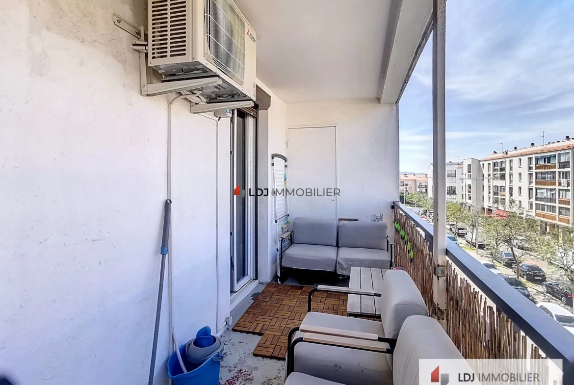 Appartement T3/4 à vendre à Perpignan avec terrasse et proximité commodités 