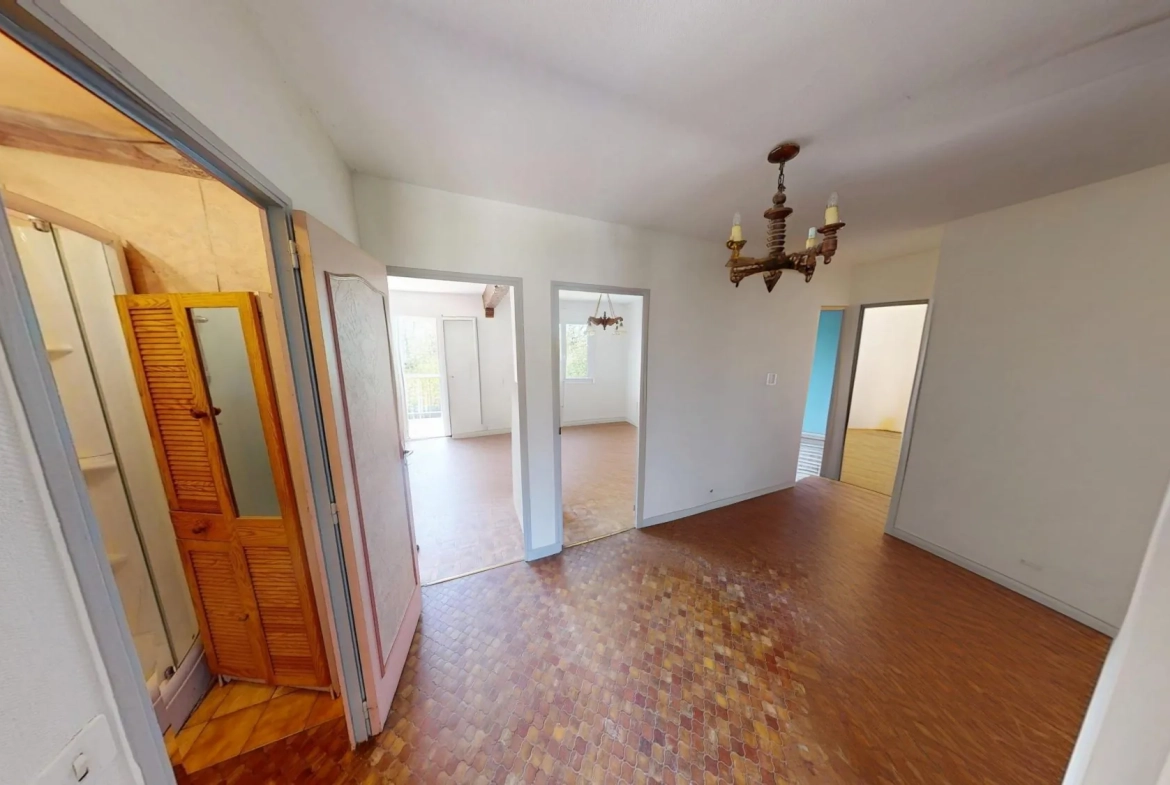 Charmante maison à vendre à Escrennes, 4 chambres, terrain arboré, à rénover 