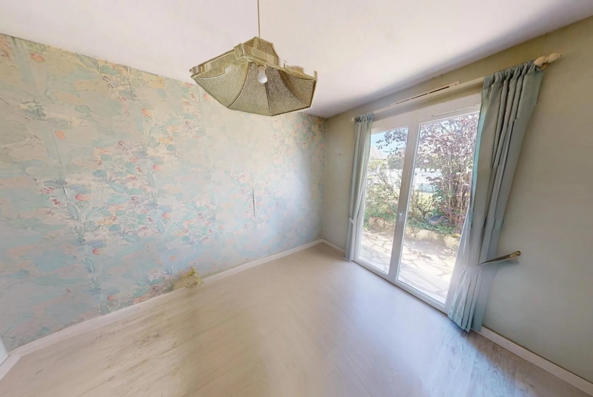 Charmante maison à vendre à Escrennes, 4 chambres, terrain arboré, à rénover 