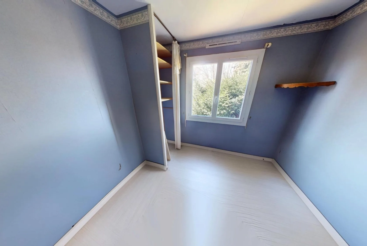 Charmante maison à vendre à Escrennes, 4 chambres, terrain arboré, à rénover 