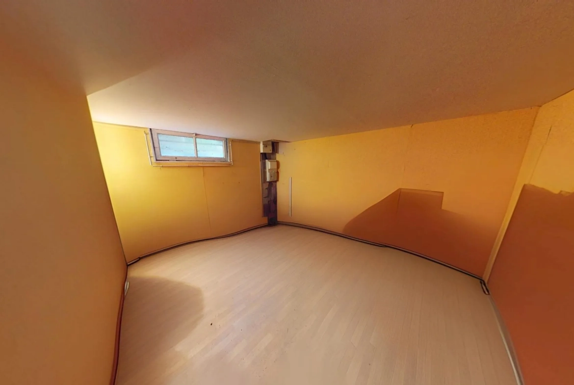 Charmante maison à vendre à Escrennes, 4 chambres, terrain arboré, à rénover 