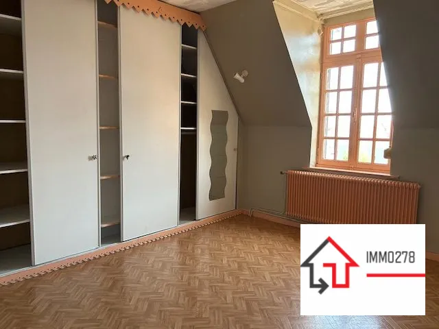 Maison de ville à Merville avec 4 chambres, cour chez IMMO 278 